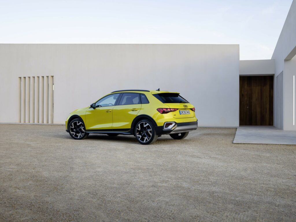 Audi A3 allstreet en renting DRIVO - galería