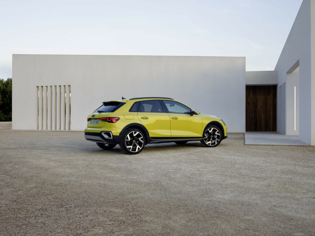 Audi A3 allstreet en renting DRIVO - galería