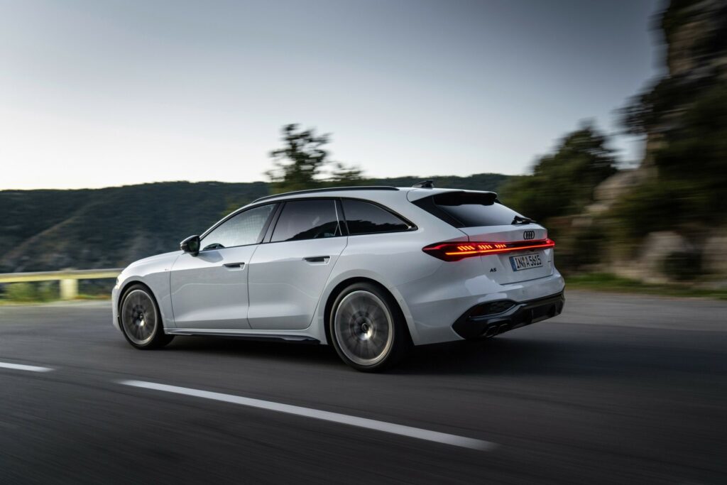 Audi A5 Avant en renting DRIVO - galería