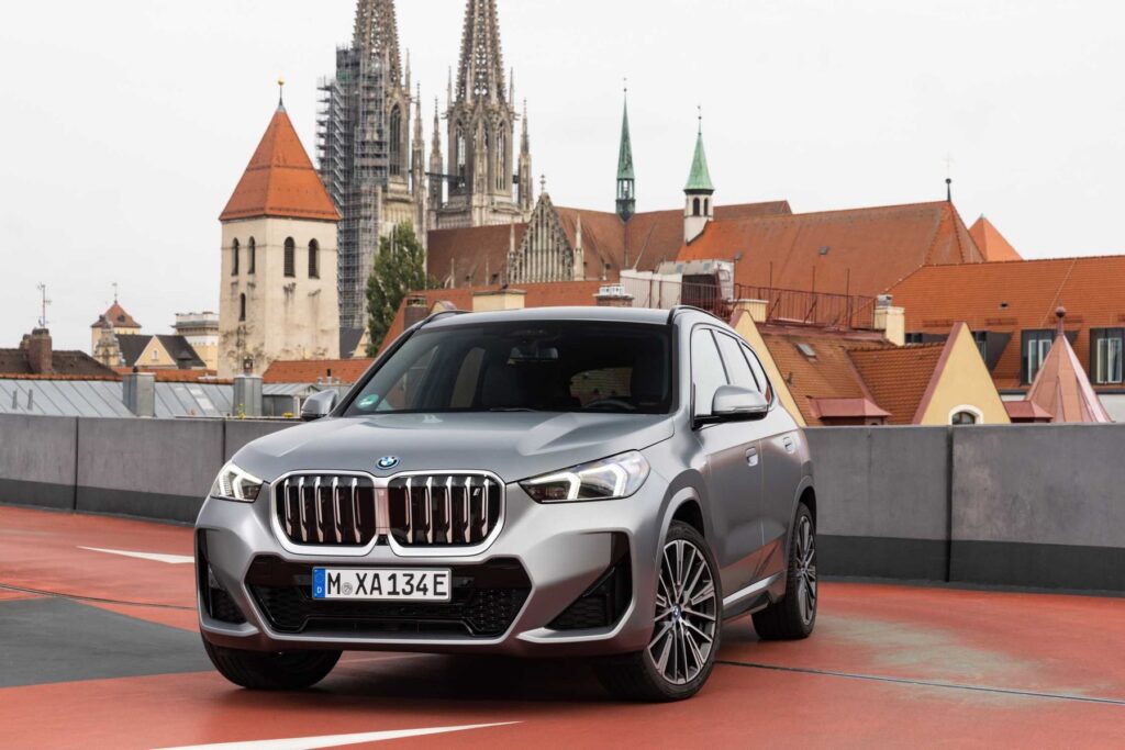 BMW BMW iX1 xDrive30 en renting DRIVO - galería