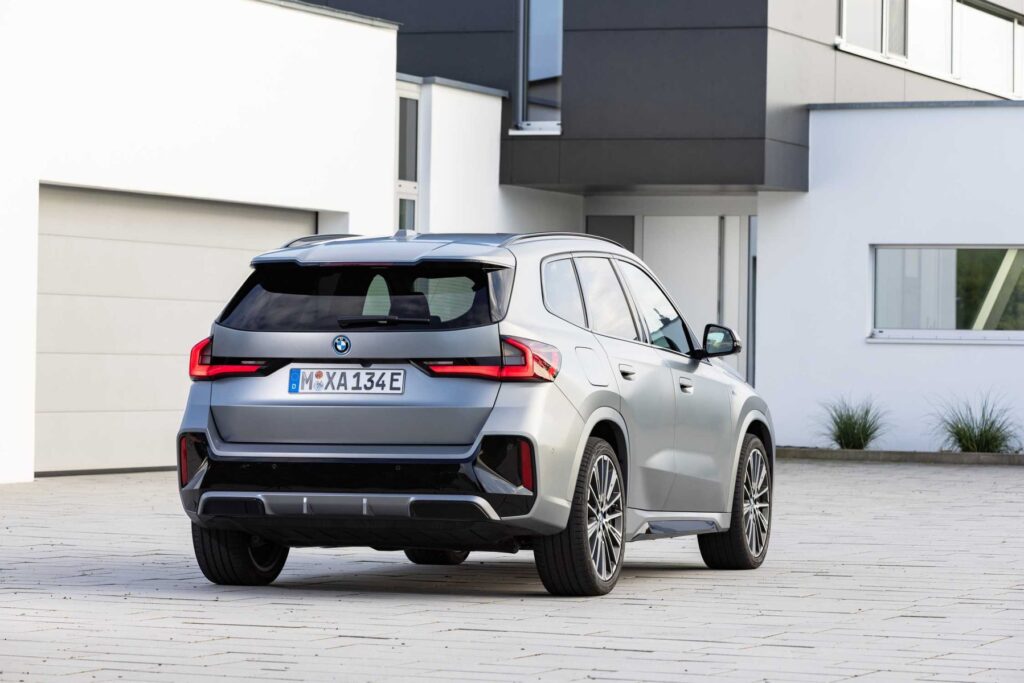 BMW BMW iX1 xDrive30 en renting DRIVO - galería