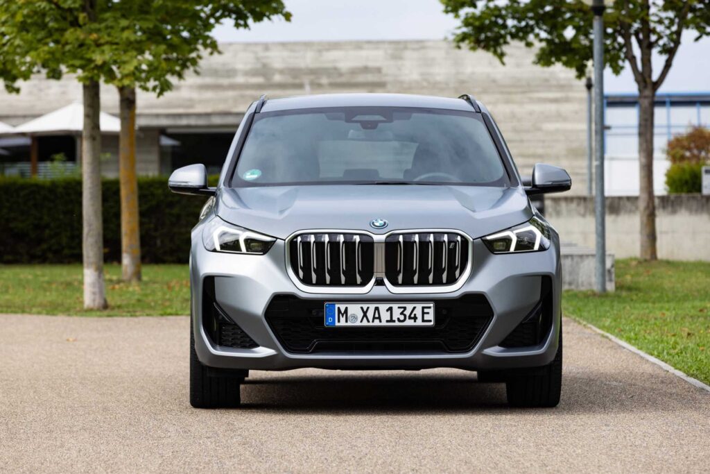 BMW BMW iX1 xDrive30 en renting DRIVO - galería