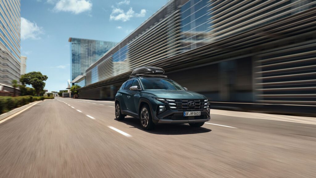 Hyundai Tucson exterior en galería DRIVO