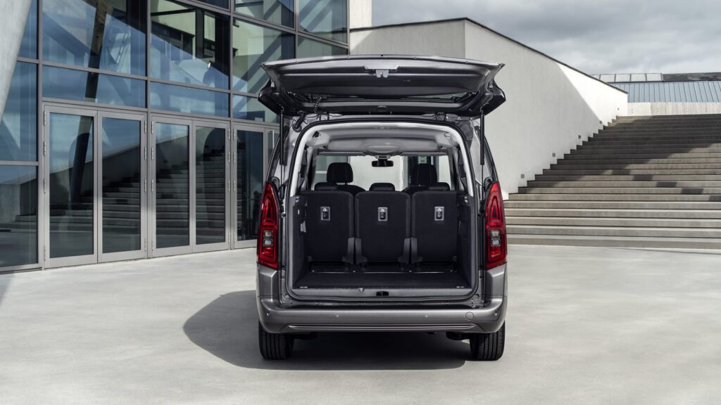 Espacio interior Toyota Proace City Verso